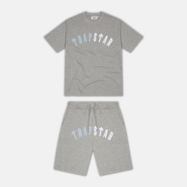 Trapstar Irongate Arch Chenille Shorts Set